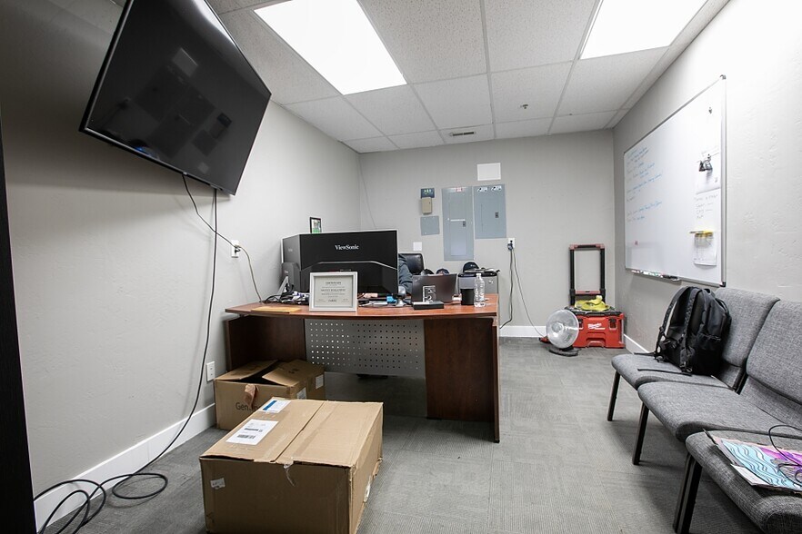 More Photos Of 4800 S 1700 W, Ogden Warehouse For Lease