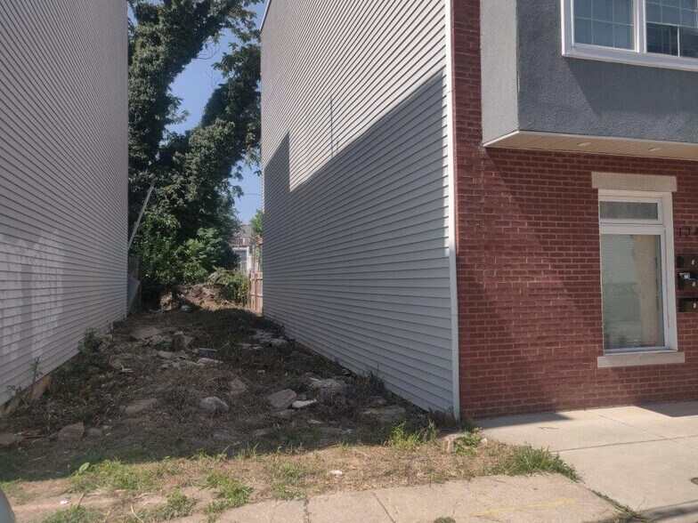 More Photos Of 1238 15th St, Philadelphia Land For Sale