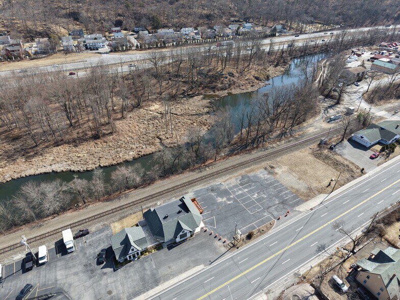 Primary Photo Of 192 Ny-17, Tuxedo Park Restaurant For Lease