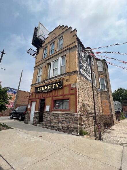 Primary Photo Of 3341-3343 N Western Ave, Chicago Storefront Retail Residential For Sale