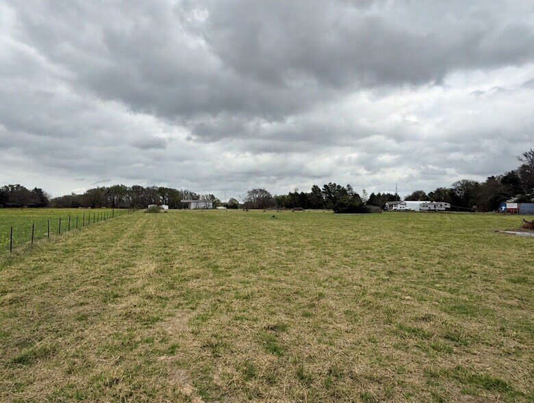 More Photos Of 1211 VZ County 4418 Rd, Canton Specialty For Sale
