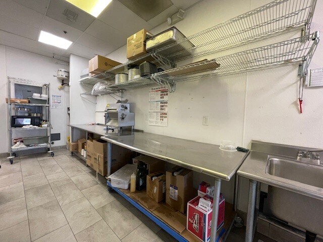 More Photos Of 741-747 E Monte Vista Ave, Vacaville Restaurant For Lease