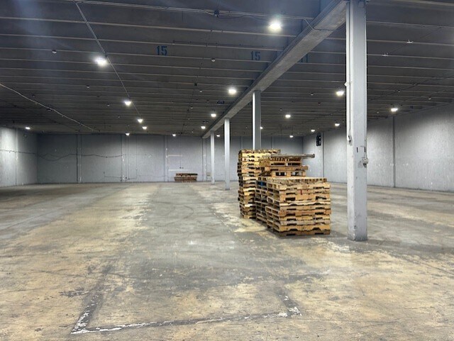 More Photos Of 7480 NW 52nd St, Miami Warehouse For Sale