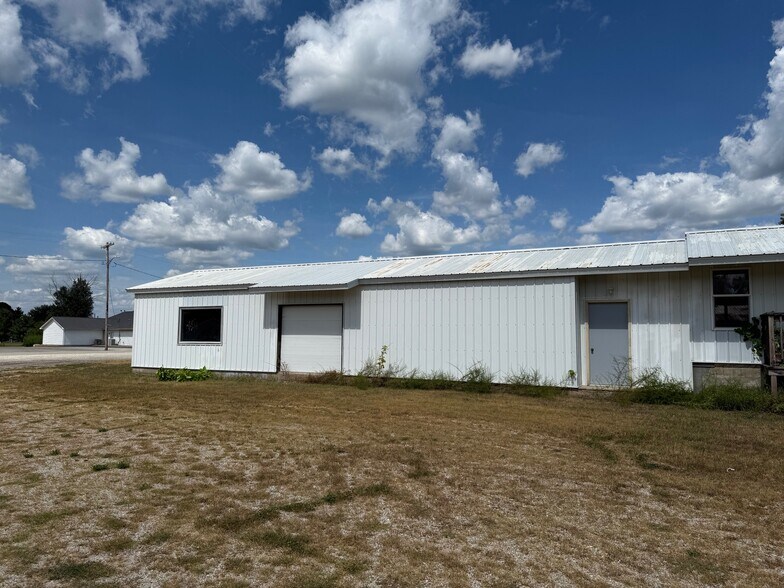 More Photos Of 18 Broadway st, Herrick Flex For Sale