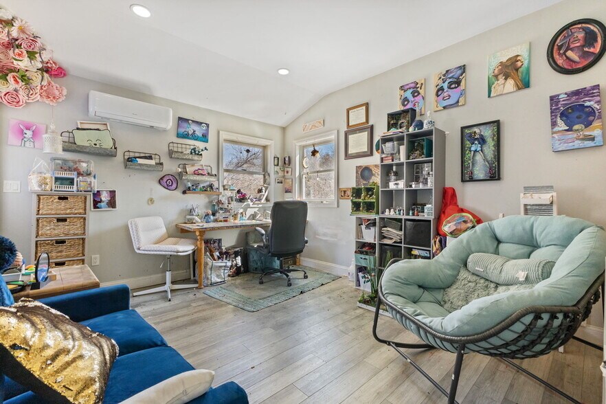 More Photos Of 18 Miller Rd, Mahopac Office For Sale