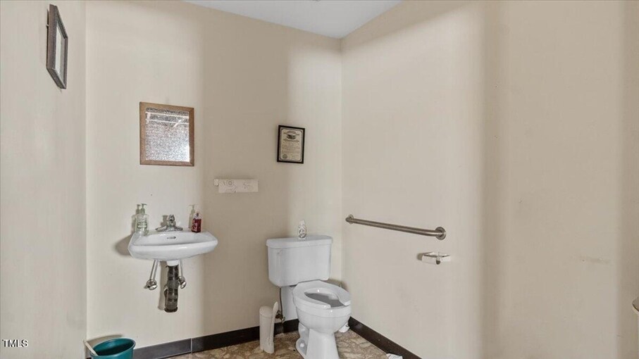 More Photos Of 306 W Main St, South Hill Office Residential For Sale