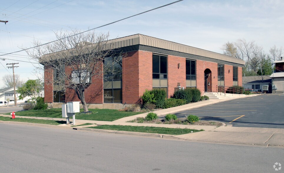 More Photos Of 281 S Main St, Centerville Office For Lease