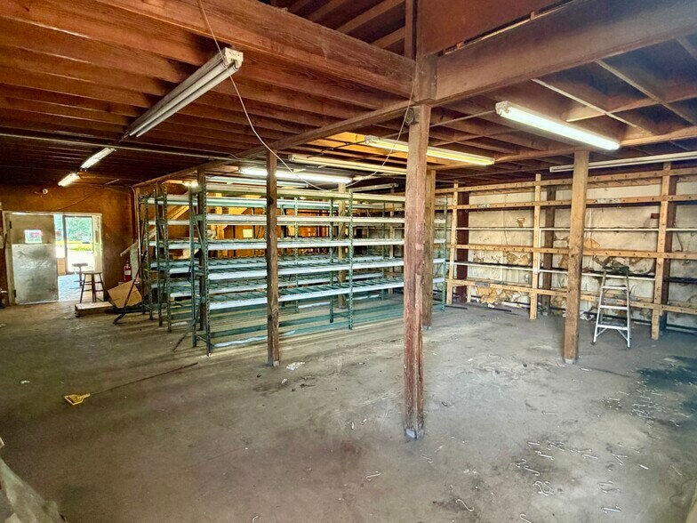 More Photos Of 1101 Albright Rd, Sanford Auto Salvage Facility For Sale