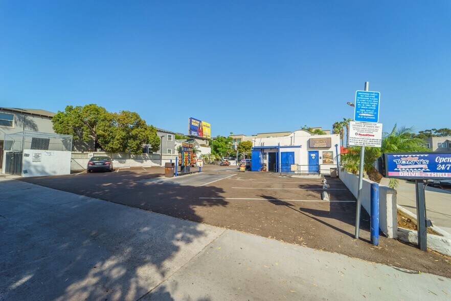 More Photos Of 719 W Washington St, San Diego Fast Food For Sale
