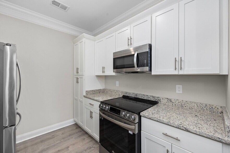 More Photos Of 627 Bonaventure Drive, Myrtle Beach Apartments For Sale