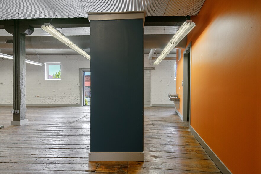 More Photos Of 159 Maxwell St, Fayetteville Office Residential For Sale