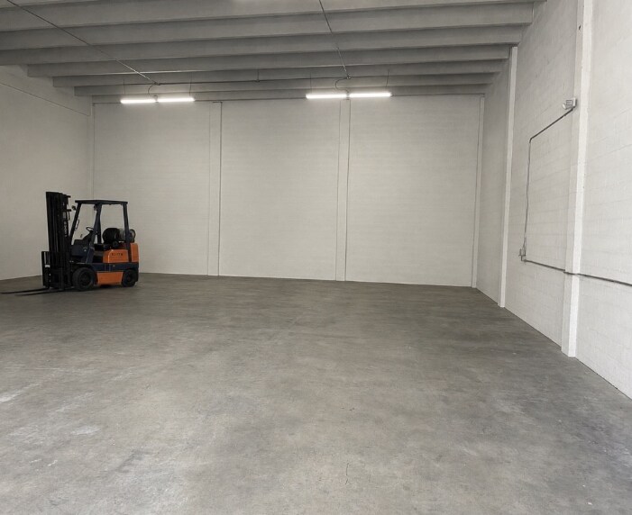 More Photos Of 6998-6992 NW 51st St, Miami Warehouse For Lease