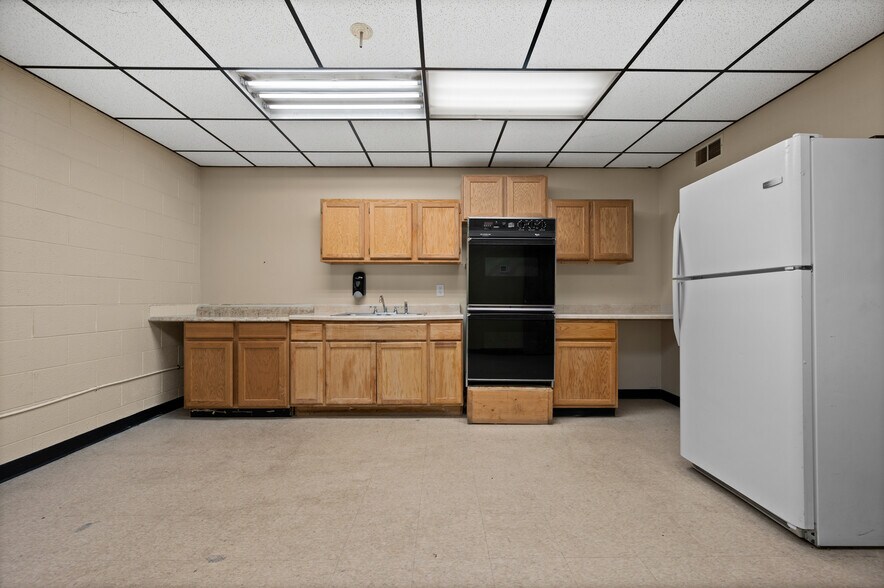 More Photos Of 1225 S Major St, Salt Lake City Light Manufacturing For Lease