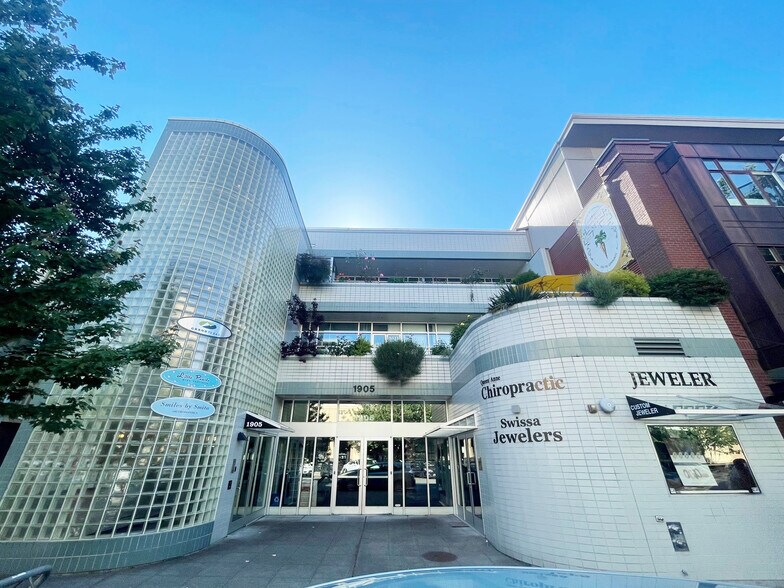 Primary Photo Of 1905 Queen Anne Ave N, Seattle Loft Creative Space For Lease