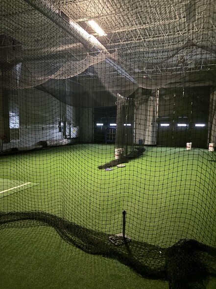 More Photos Of 829 Sheridan Dr, Tonawanda Freestanding For Sale