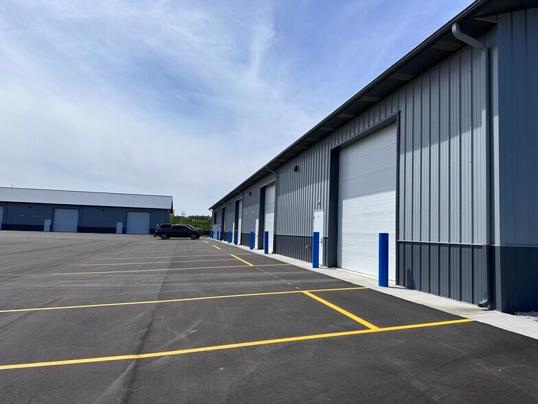 More Photos Of 3707 Elmers Industrial, Traverse City Warehouse For Lease