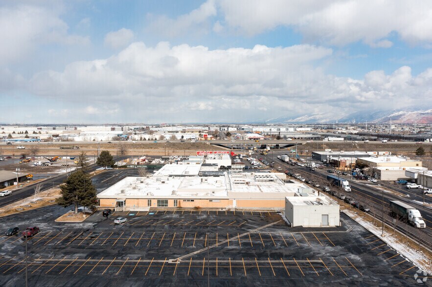 More Photos Of 2175-2185 S 3270 W, Salt Lake City Office For Sale