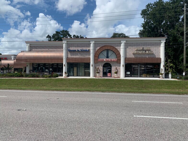 Primary Photo Of 910-924 N Mcmullen Booth Rd, Clearwater Unknown For Lease