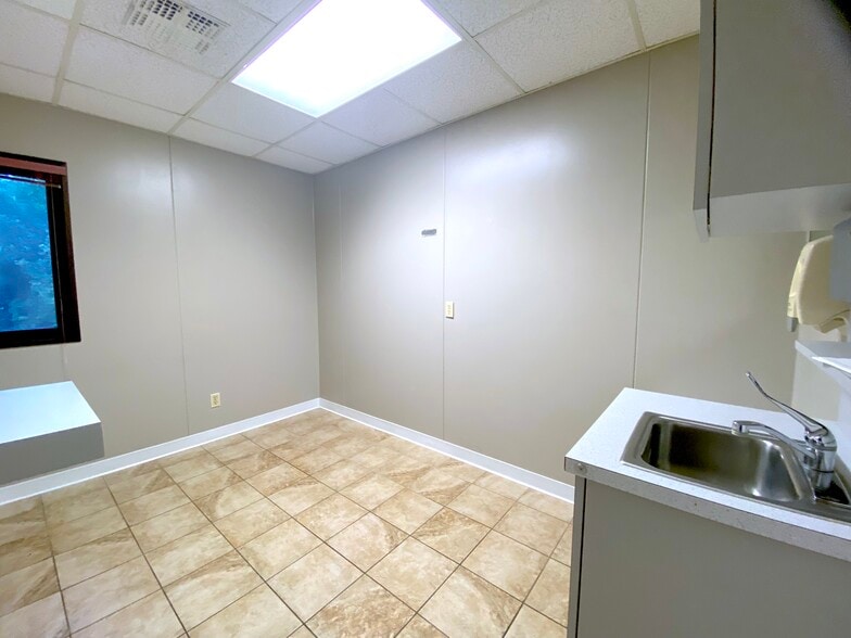 More Photos Of 1500 SE Magnolia Ext, Ocala Medical For Lease