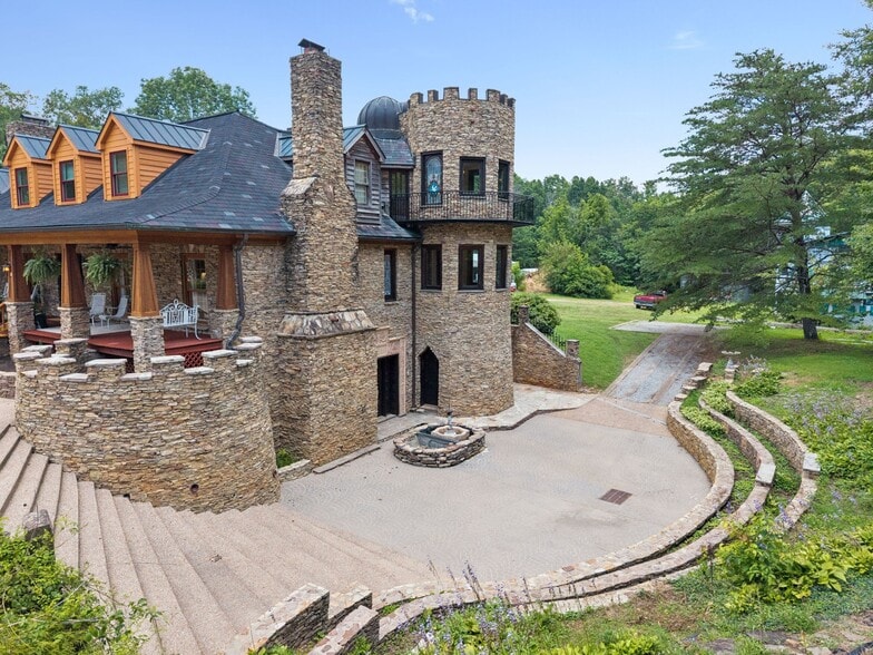 More Photos Of 1374 Peter Pond Rd, Ashland City Lodge Meeting Hall For Sale