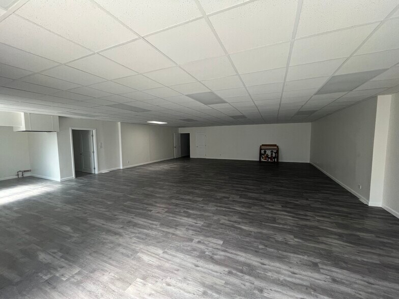 More Photos Of 1303 Rycroft St, Honolulu Restaurant For Sale