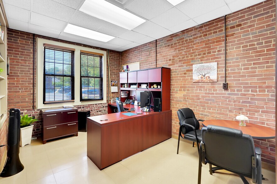 More Photos Of 9 Spring St, Freehold Office For Sale