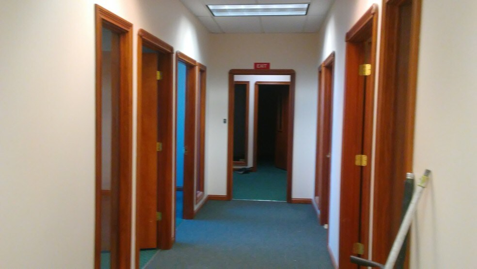 More Photos Of 55 S State Ave, Indianapolis Flex For Sale
