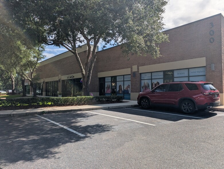 More Photos Of 12276 San Jose Blvd, Jacksonville Medical For Lease