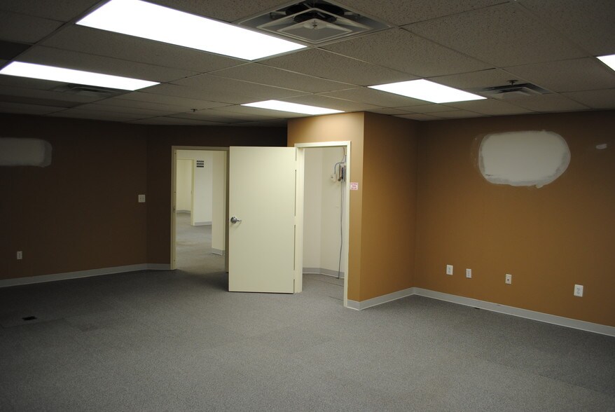 More Photos Of 1115 Garrisonville Rd, Stafford Office For Lease
