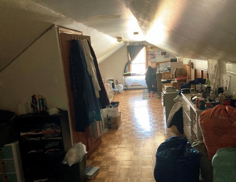 More Photos Of 777 W Merrick Rd, Valley Stream Storefront Retail Residential For Sale