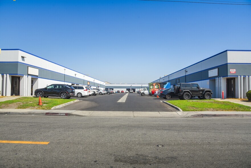 More Photos Of 4901 Patata St, Cudahy Unknown For Lease