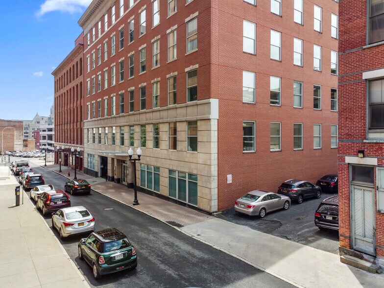 More Photos Of 50 Beaver St, Albany Office For Lease