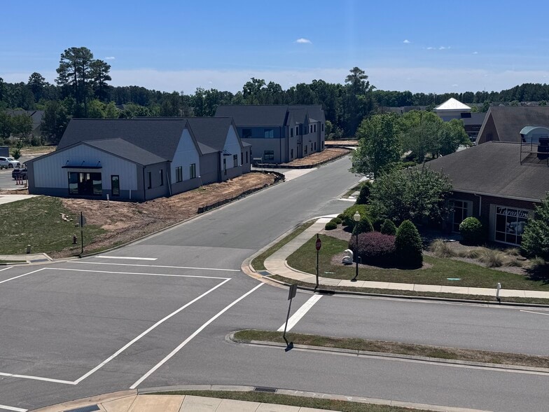 More Photos Of 50200 Governors Dr, Chapel Hill Unknown For Lease