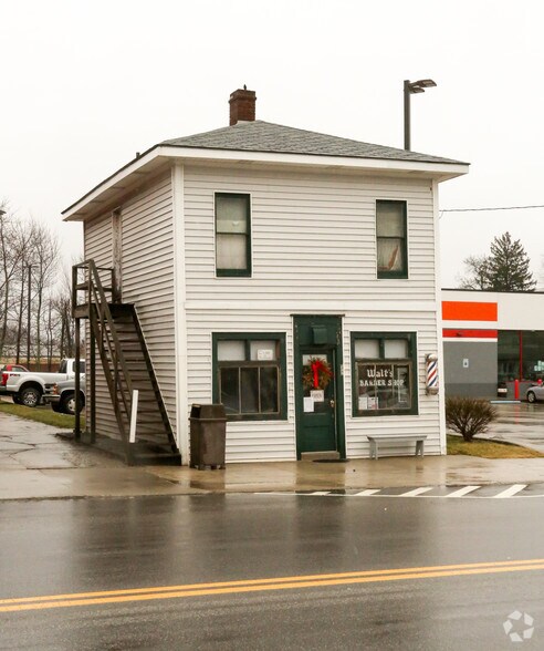 Primary Photo Of 70 S Chestnut St, Jefferson Restaurant For Lease