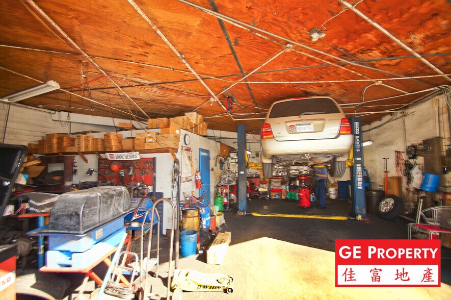 More Photos Of 1161-1165 W Sunset Blvd, Los Angeles Auto Repair For Lease