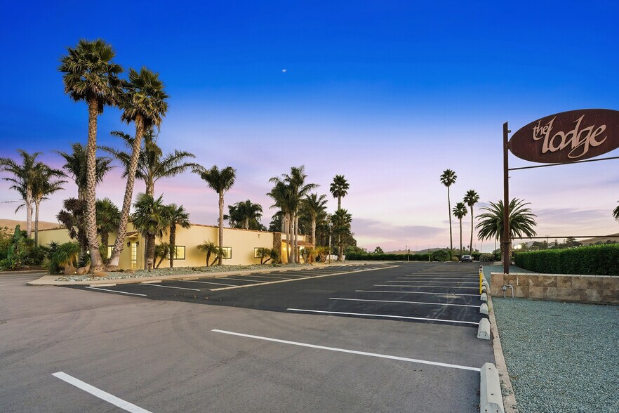 More Photos Of 1338 Atascadero Rd, Morro Bay Lodge Meeting Hall For Sale