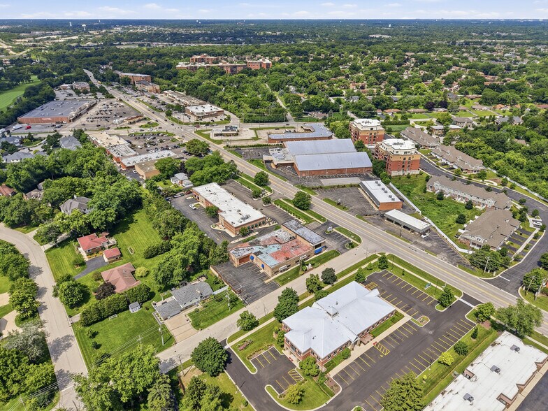 More Photos Of 6502-6504 W Joliet Rd, Countryside Office For Sale