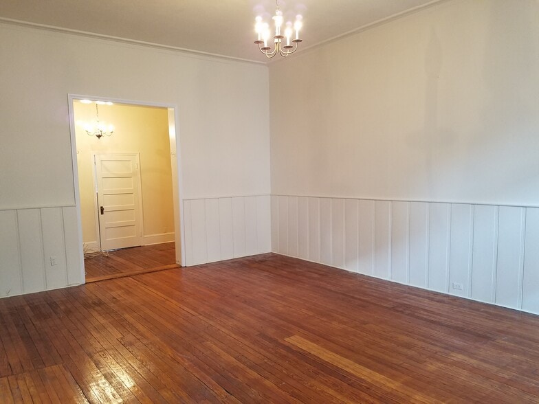 More Photos Of 18 W Franklin St, Baltimore Office Residential For Sale