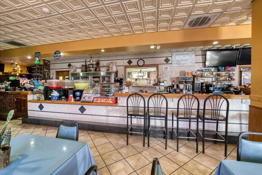 More Photos Of 217-219 Frelinghuysen Ave, Newark General Retail For Sale