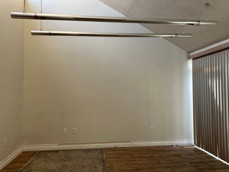 More Photos Of 5929 50th St, Lubbock Industrial For Sale