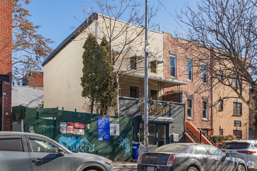 Primary Photo Of 337 Tompkins Ave, Brooklyn Storefront Retail Residential For Lease