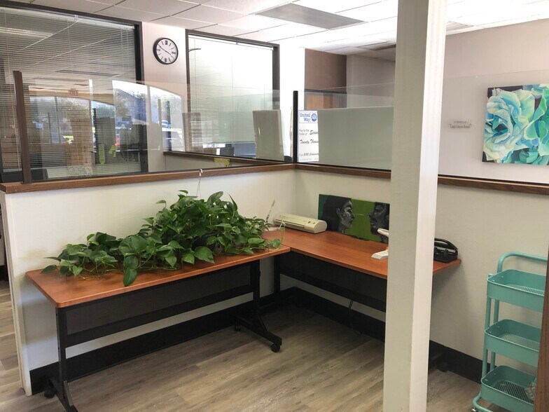 More Photos Of 3131 E 29th St, Bryan Loft Creative Space For Lease