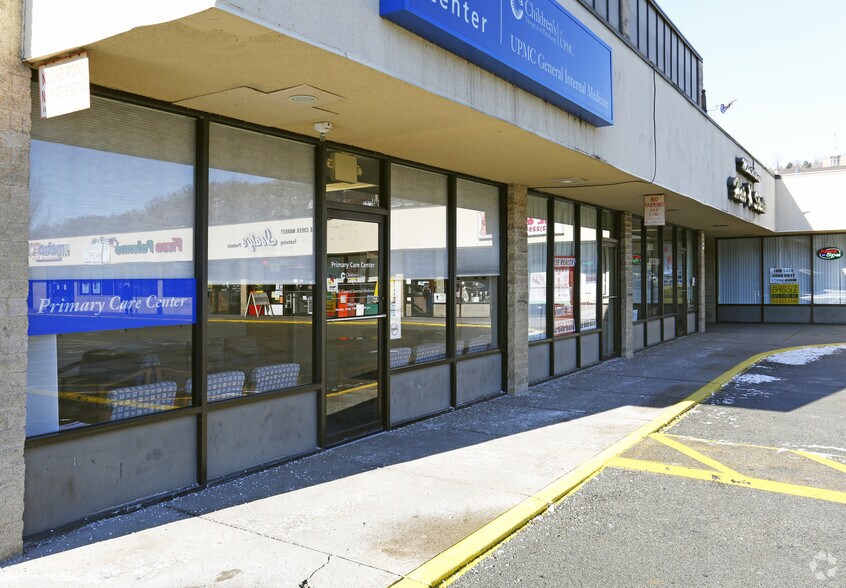 More Photos Of 104-202 Penn Plz, Turtle Creek Storefront Retail Office For Lease