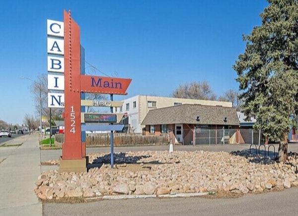 More Photos Of 1524 Main St, Longmont Hotel For Sale