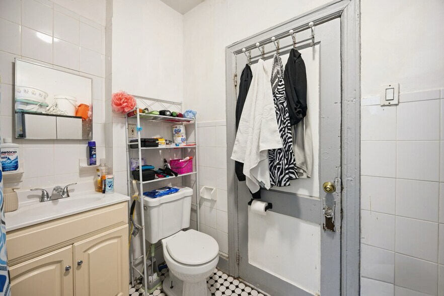 More Photos Of 41-43 Storms Ave, Jersey City Apartments For Sale