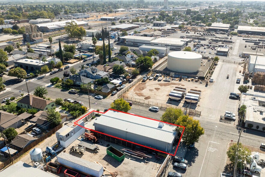 More Photos Of 213 C St, Turlock Industrial For Sale