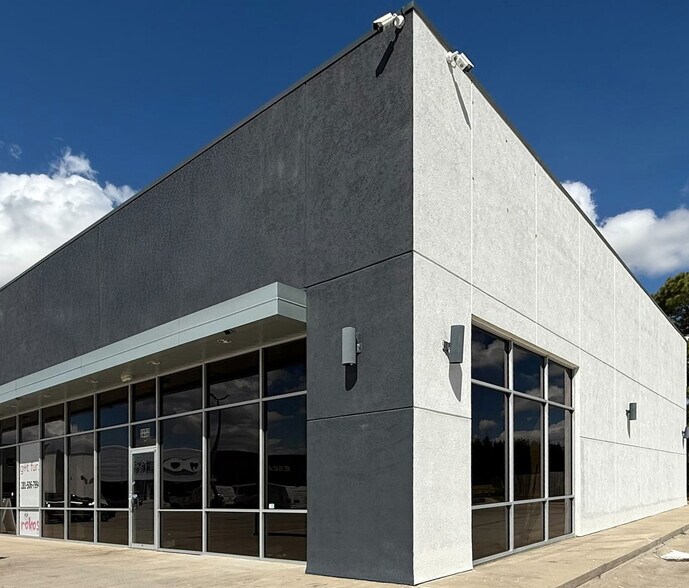 More Photos Of 11501 N Sam Houston Pky E, Humble Unknown For Lease