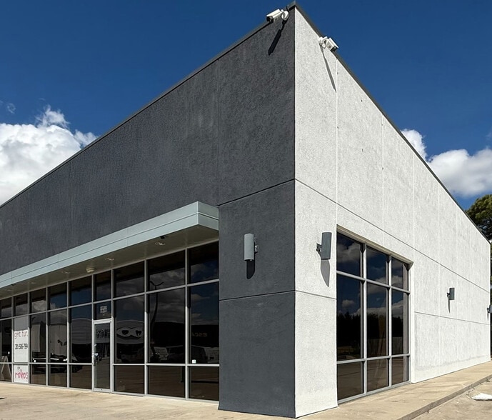 More Photos Of 11501 N Sam Houston Pky E, Humble Unknown For Lease