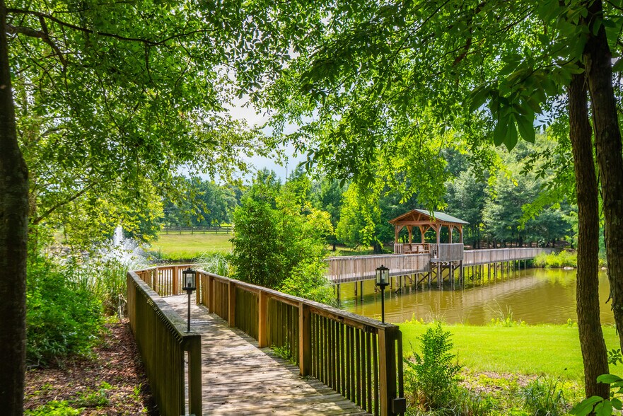 More Photos Of 565 Owens Gin Rd NE, Calhoun Lodge Meeting Hall For Sale