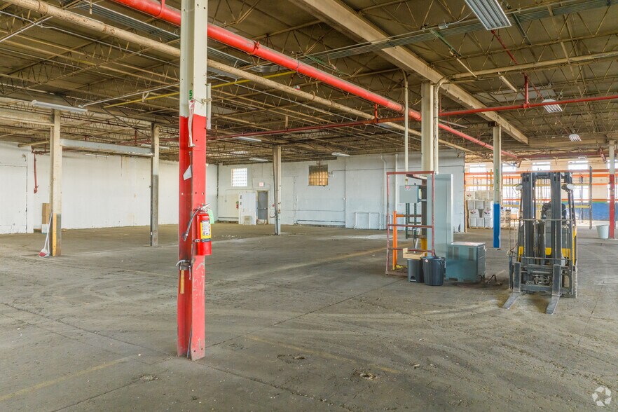 More Photos Of 2080 N 15th Ave, Melrose Park Warehouse For Sale